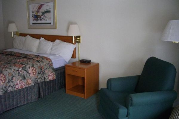 Macomb Inn Macomb